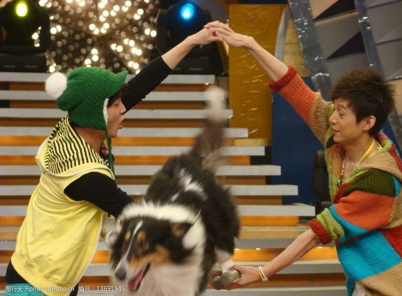 超级乐八点图片素材