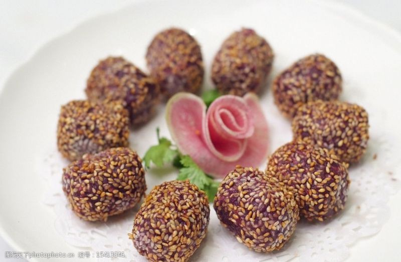 最好吃的川菜自制紫薯枣图片