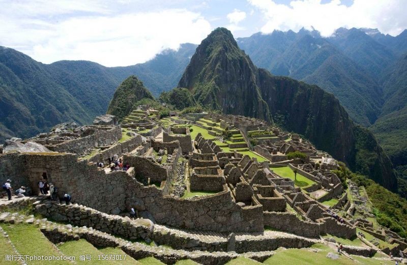 雲彩秘魯的印加古城图片