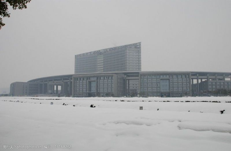 政府大楼雪景图片