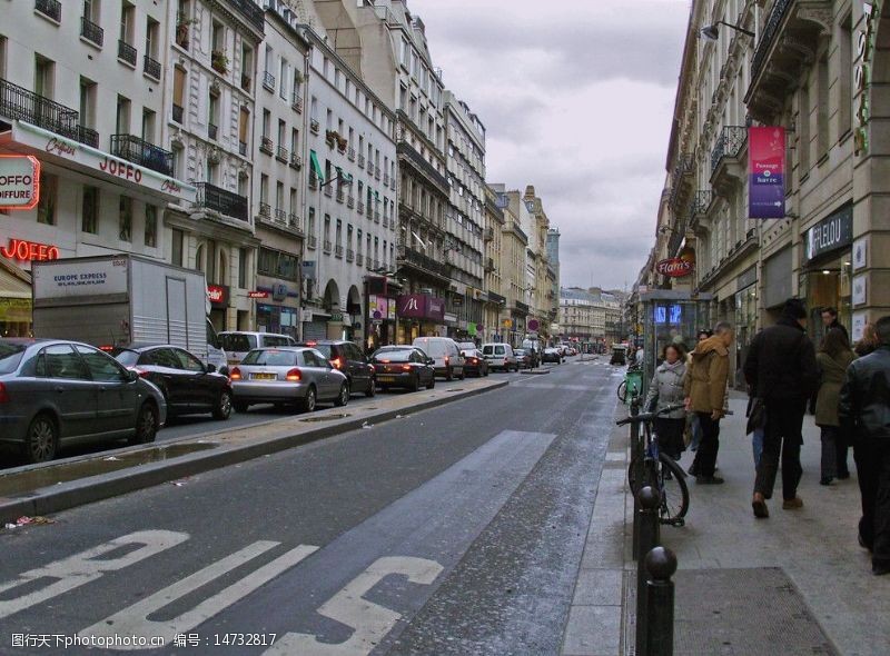龙标志巴黎街景图片