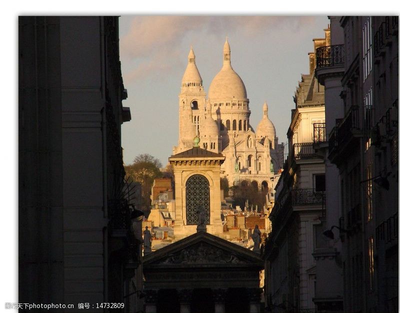 骑士巴黎圣心大教堂图片