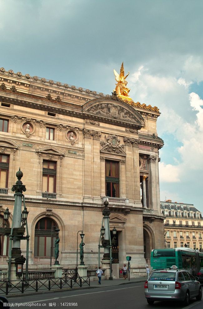 护栏柱巴黎巴黎歌剧院和街景图片
