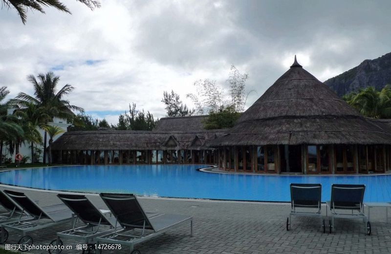 印度洋毛里求斯旅游度假村休闲区游泳池图片