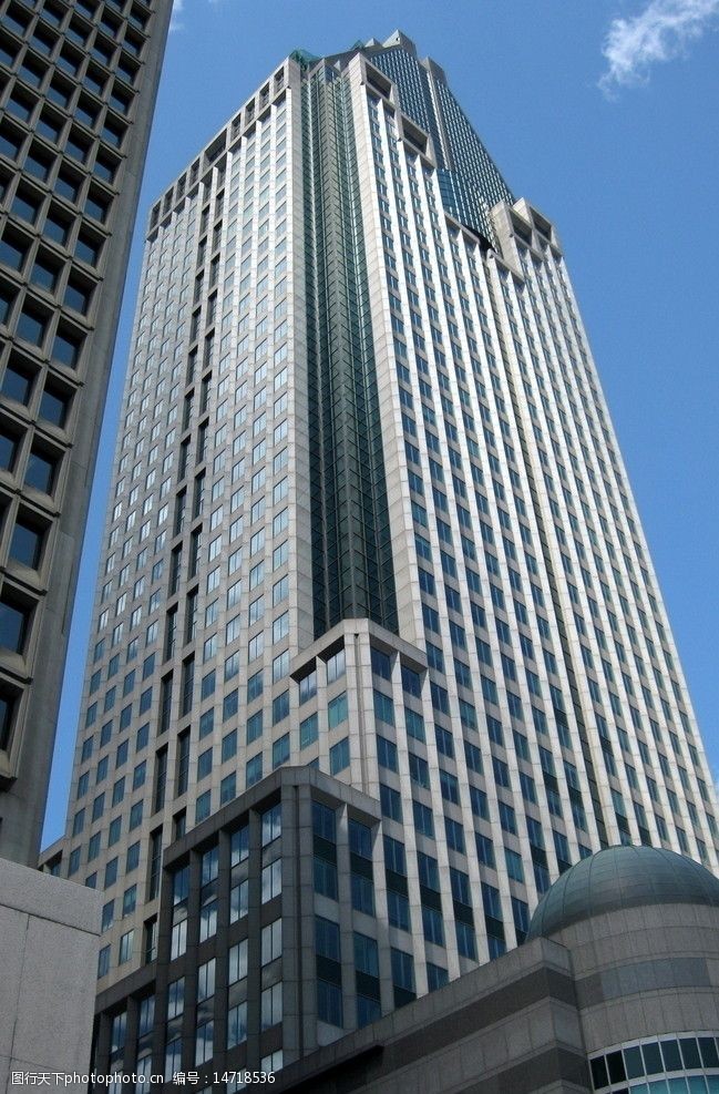 大厦玻璃幕墙蒙特利尔高度211米的摩天大厦图片