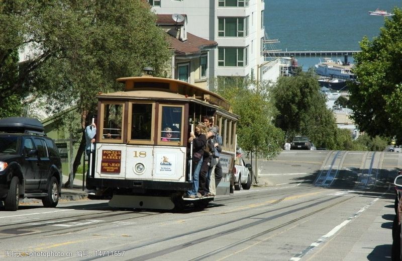 船只旧金山市内的街景图片
