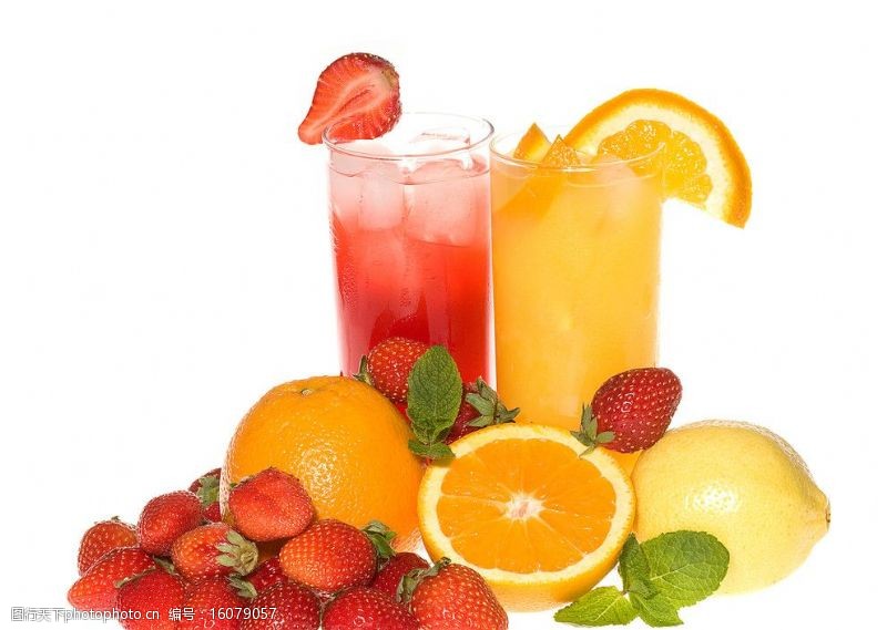 草莓汁液鲜榨果汁饮品图片