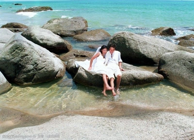 情侣度假海滩情缘图片