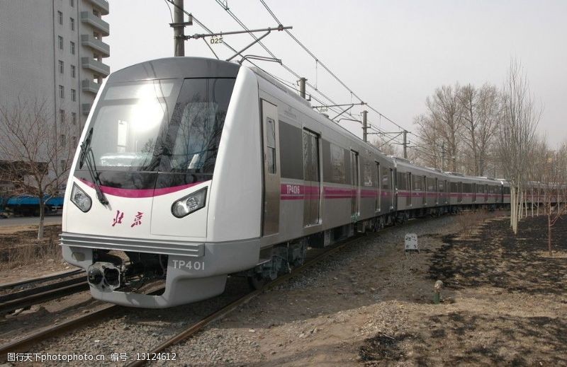 性能优越北京轻轨列车图片
