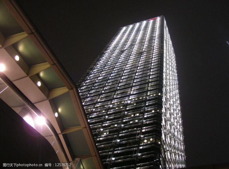 高楼林立香港长江实业大厦夜景图片