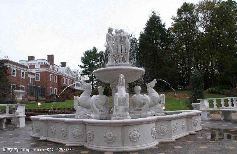 雕塑喷泉喷泉图片